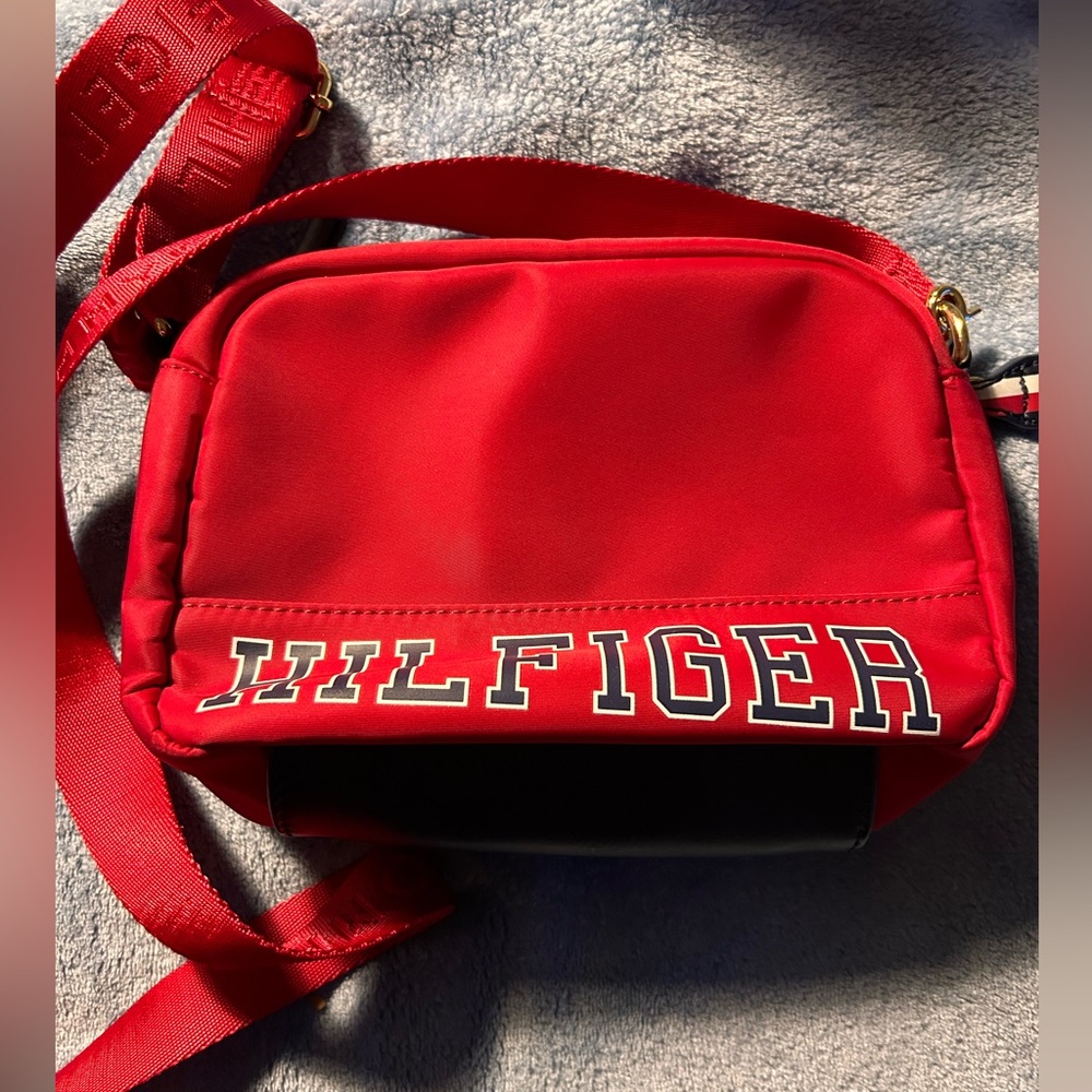 Tommy Hilfiger Purse